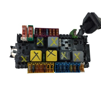 Recambio de caja reles / fusibles para mercedes-benz clase a (w176) a 180 cdi / d (176.012) referencia OEM IAM A2469067100  