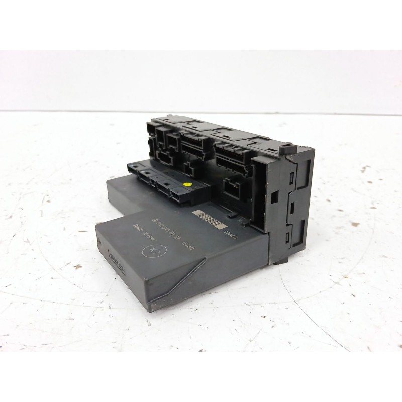 CAJA RELES / FUSIBLES 0195455632