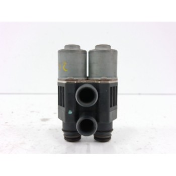 Recambio de valvula intercambio de calefaccion para mercedes-benz clase e (w210) e 220 cdi (210.006) referencia OEM IAM 00183078