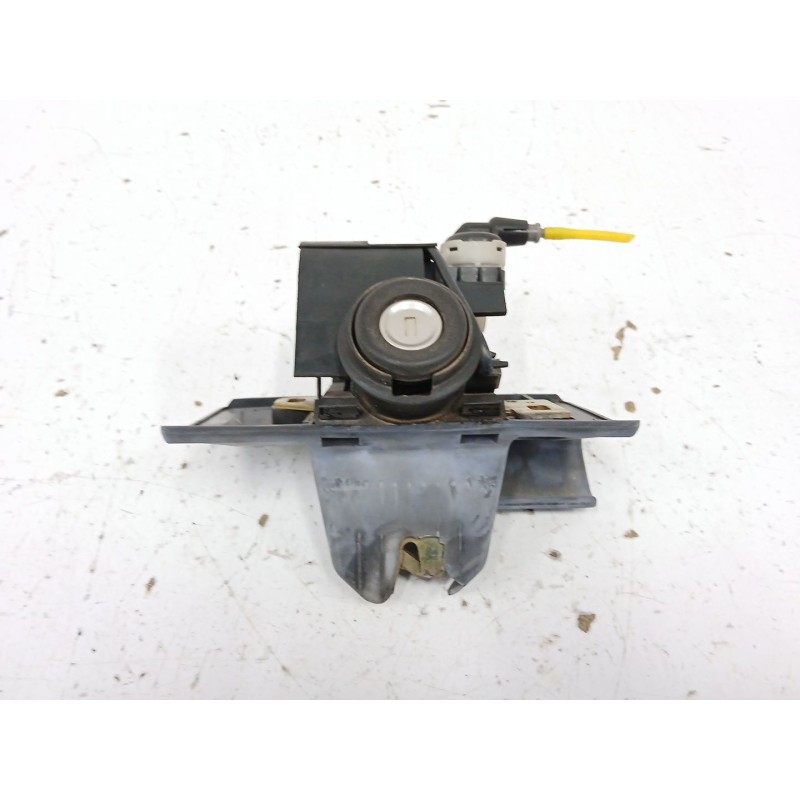 Recambio de cerradura maletero / porton para mercedes-benz clase e (w210) e 220 cdi (210.006) referencia OEM IAM   