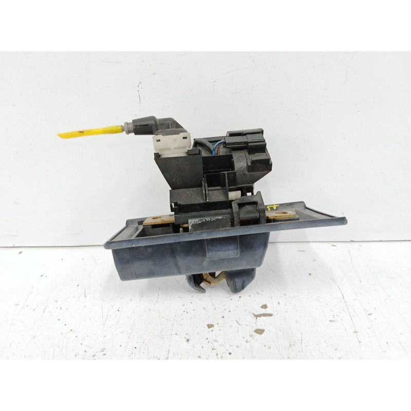 CERRADURA MALETERO / PORTON