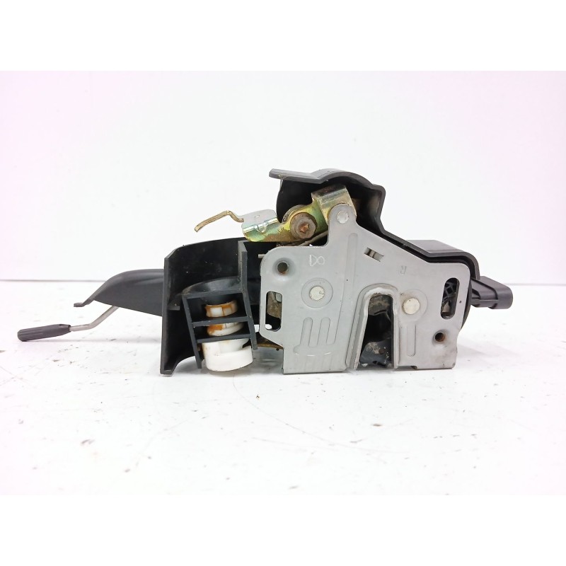 CERRADURA PUERTA DELANTERA DERECHA