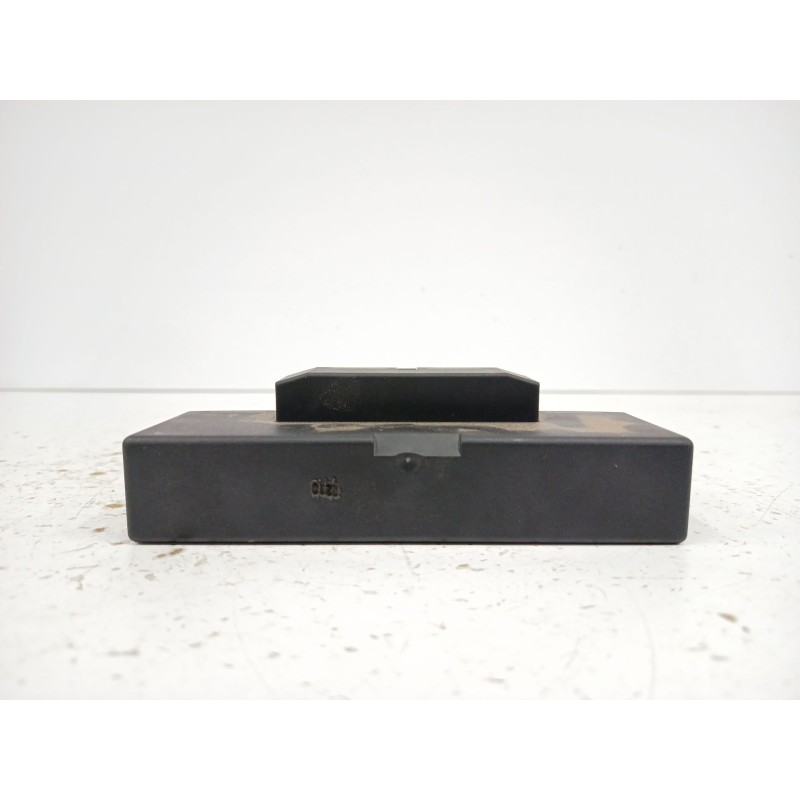 CAJA RELES / FUSIBLES