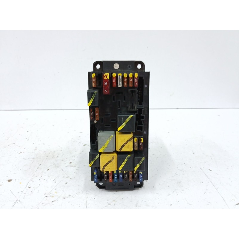 CAJA RELES / FUSIBLES 5DK007973