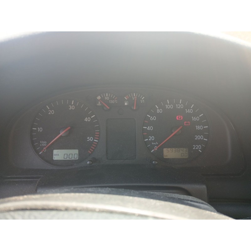 VOLKSWAGEN PASSAT B5 (3B2) 1999