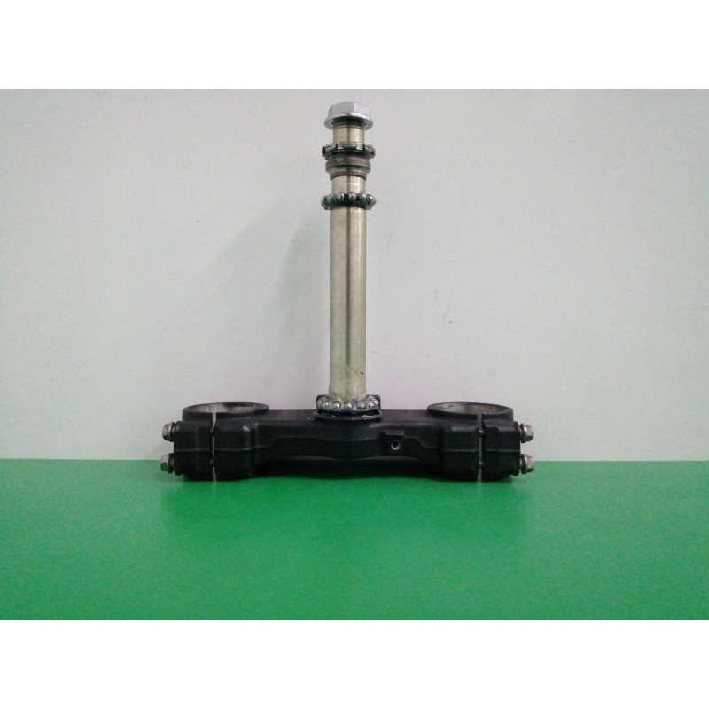 Recambio de columna direccion para honda africa twin africa twin referencia OEM IAM 53219MJPG50 VASTAGO DIRECCION 53219-MJP-G50