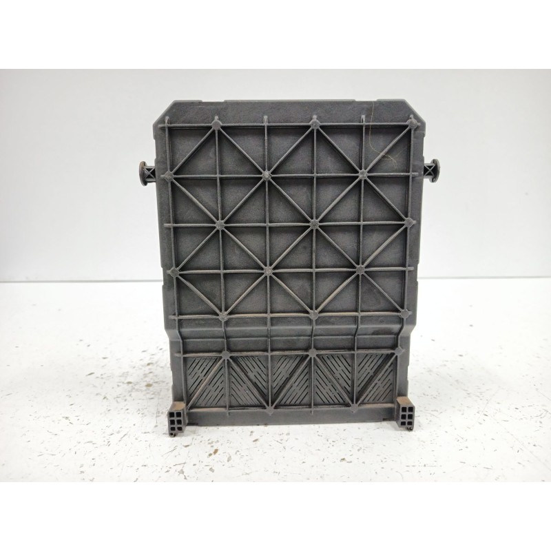CAJA RELES / FUSIBLES