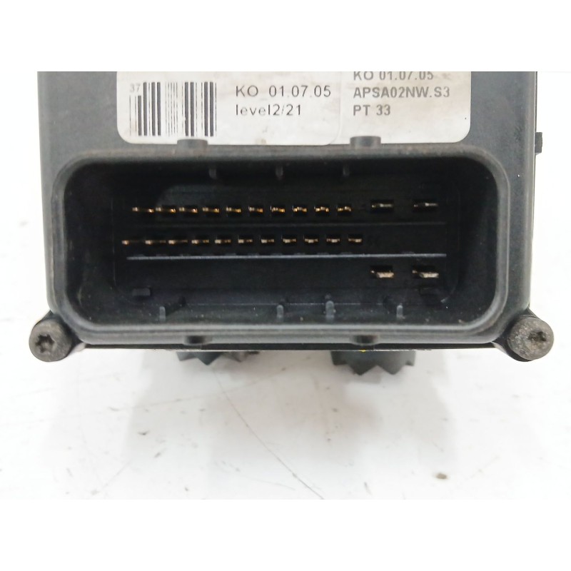 ABS S118676001