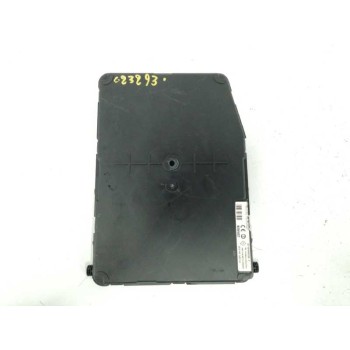 CAJA RELES / FUSIBLES 8200606830 S118400260 