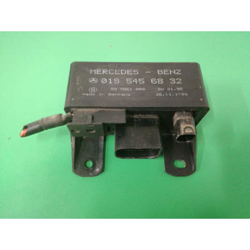 Recambio de caja precalentamiento para mercedes-benz clase c (w202) berlina 220 diesel (202.121) referencia OEM IAM 0195456832  