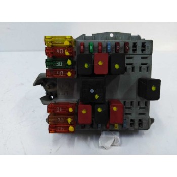 Recambio de caja reles / fusibles para fiat doblo (119) 1.3 16v jtd cat referencia OEM IAM 51763771  