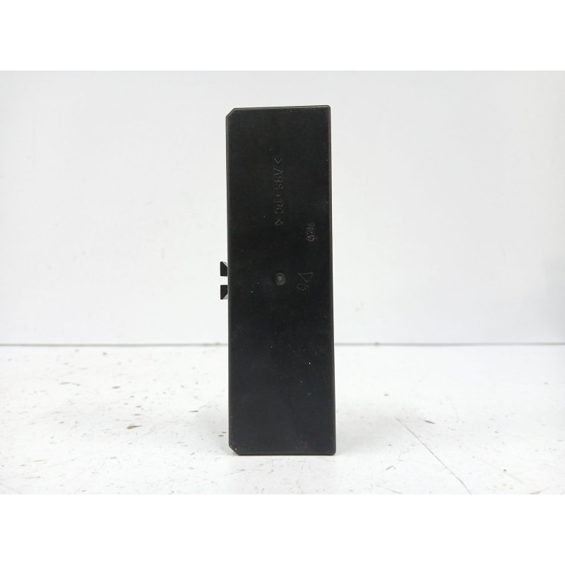 CAJA RELES / FUSIBLES