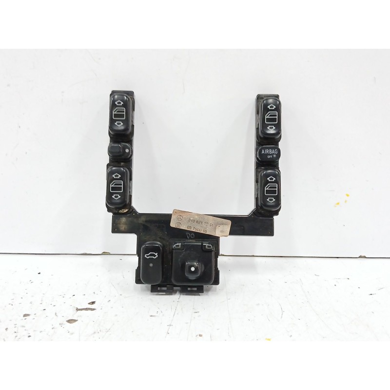 Recambio de mando elevalunas central para mercedes-benz clase e (w210) berlina 4.3 v8 24v cat referencia OEM IAM 2108211051  