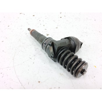 Recambio de inyector para volkswagen polo iv (9n_, 9a_) 1.4 tdi referencia OEM IAM 038130073BL  