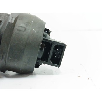 Recambio de inyector para volkswagen polo iv (9n_, 9a_) 1.4 tdi referencia OEM IAM 038130073BL  