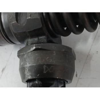 Recambio de inyector para volkswagen polo iv (9n_, 9a_) 1.4 tdi referencia OEM IAM 038130073BL  