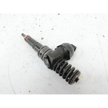 Recambio de inyector para volkswagen polo iv (9n_, 9a_) 1.4 tdi referencia OEM IAM 038130073BL  