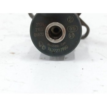 Recambio de inyector para peugeot 607 (9d, 9u) 2.2 hdi referencia OEM IAM 9637277980 0445110036 