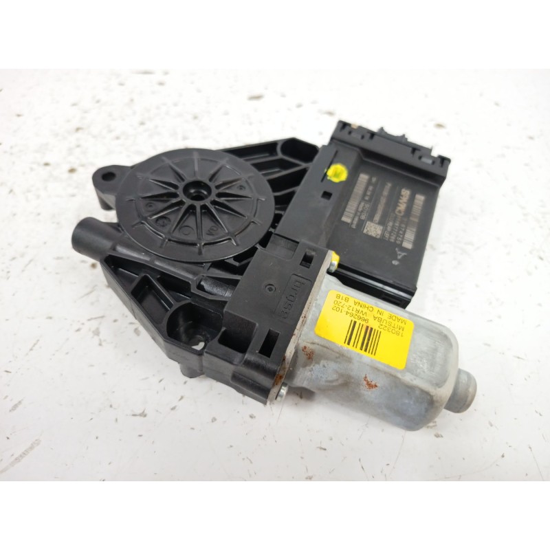 MOTOR ELEVALUNAS TRASERO DERECHO 966264102