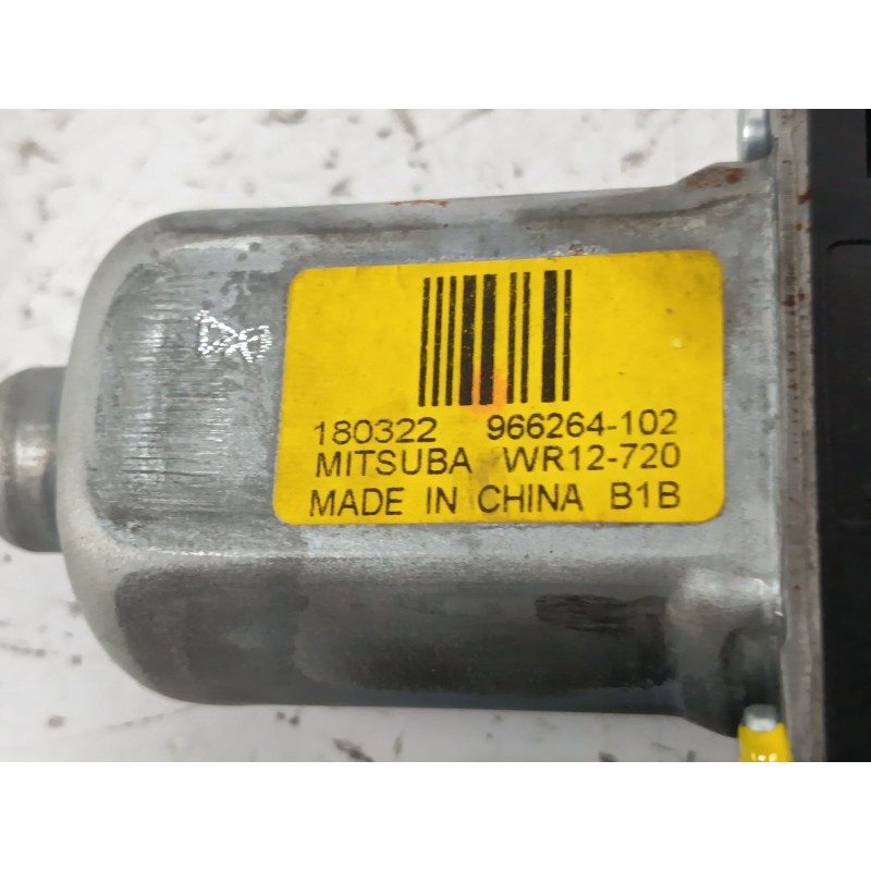 MOTOR ELEVALUNAS TRASERO DERECHO 966264102