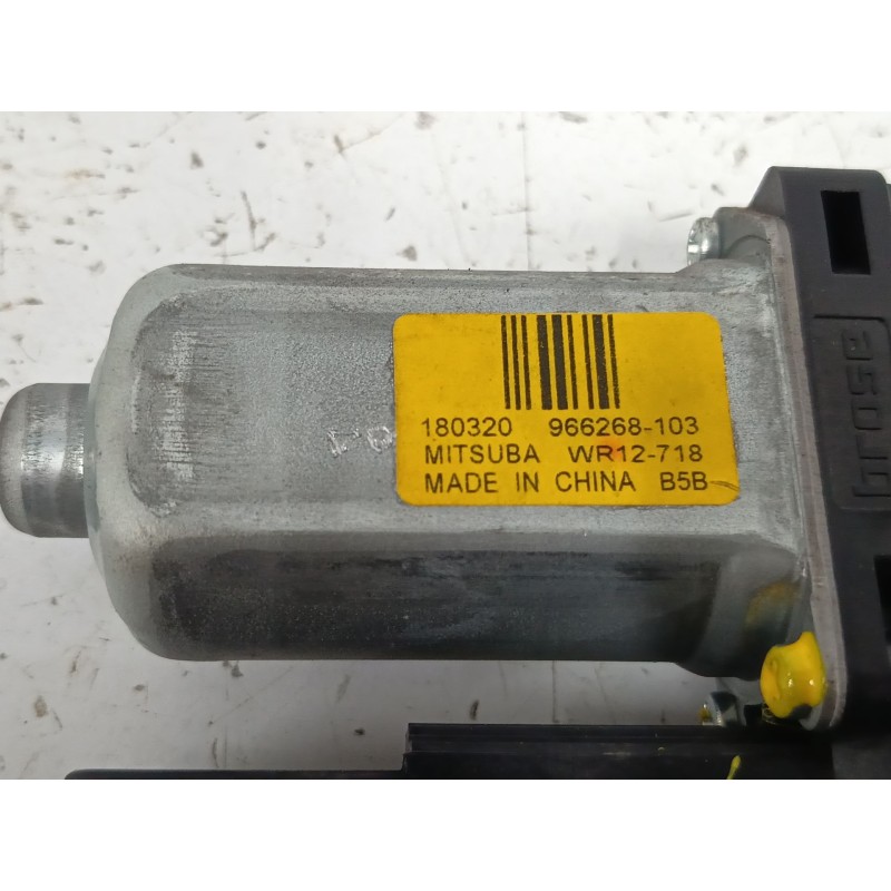 MOTOR ELEVALUNAS DELANTERO IZQUIERDO 966268103