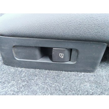 Recambio de guarnecido puerta trasera izquierda para volvo xc40 (536) d3 referencia OEM IAM 31407709  
