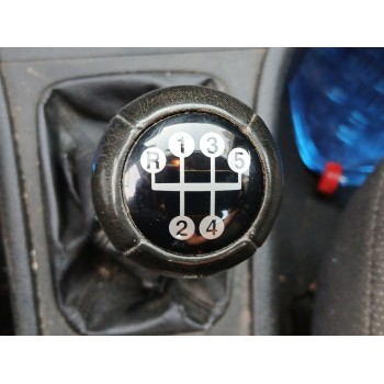 opel astra g hatchback (t98) del año 2001