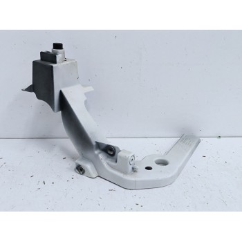 Recambio de moldura para volvo xc40 (536) d3 referencia OEM IAM 32234762  