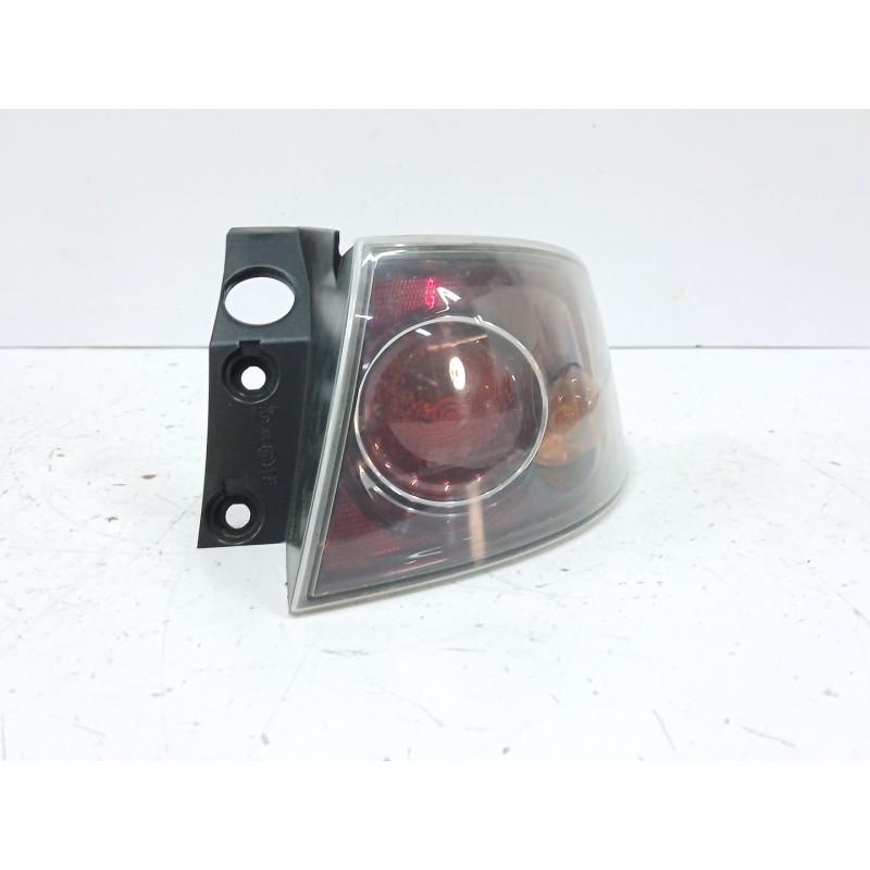 PILOTO TRASERO DERECHO 6L6945112D