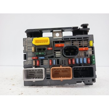 CAJA RELES / FUSIBLES 9675878480 