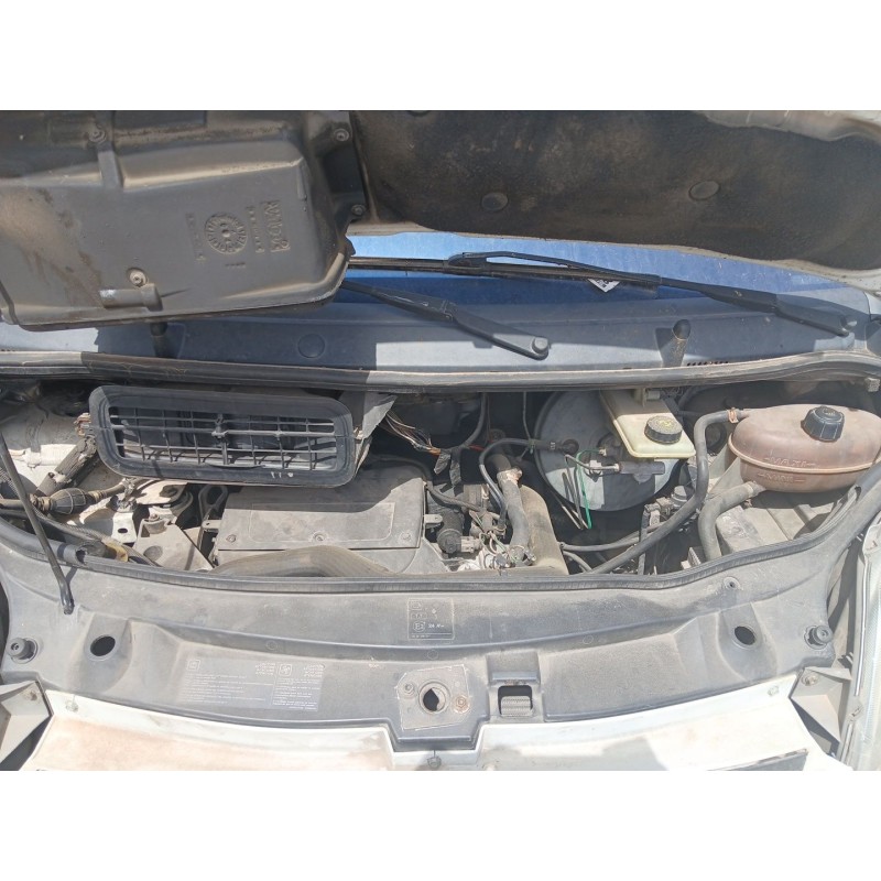 OPEL VIVARO A Furgoneta (X83) 2004