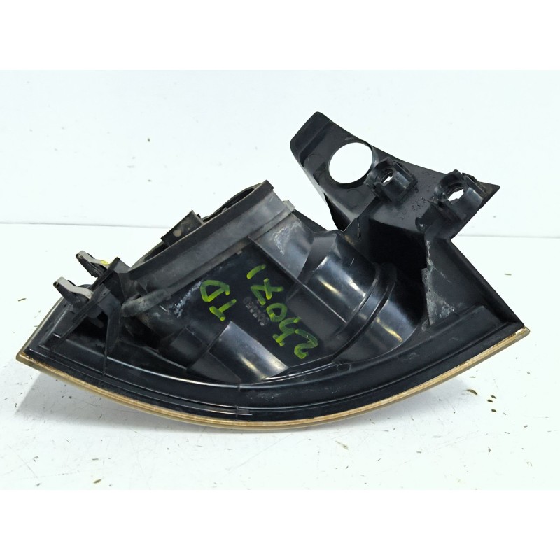 PILOTO TRASERO DERECHO 6L6945096