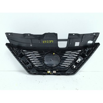 Recambio de rejilla delantera para nissan qashqai ii (j11, j11_) 1.5 dci referencia OEM IAM 62398HV80A 62310HV3 