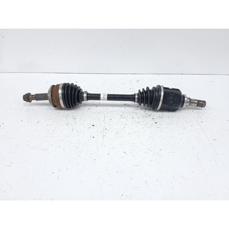 Recambio de transmision delantera izquierda para toyota auris (_e18_) 1.4 d-4d (nde180_) referencia OEM IAM   
