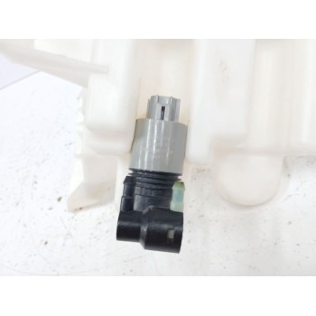 Recambio de deposito limpia para toyota auris (_e18_) 1.4 d-4d (nde180_) referencia OEM IAM   