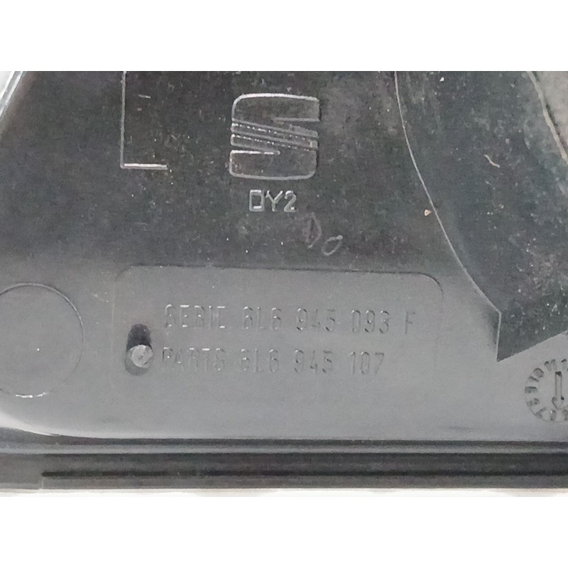 PILOTO TRASERO IZQUIERDO INTERIOR 6L6945107