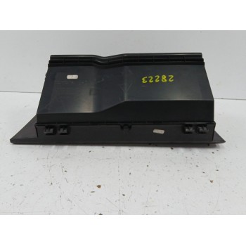 Recambio de guantera para toyota auris (_e18_) 1.4 d-4d (nde180_) referencia OEM IAM 5555002290 5555102270 5555202230