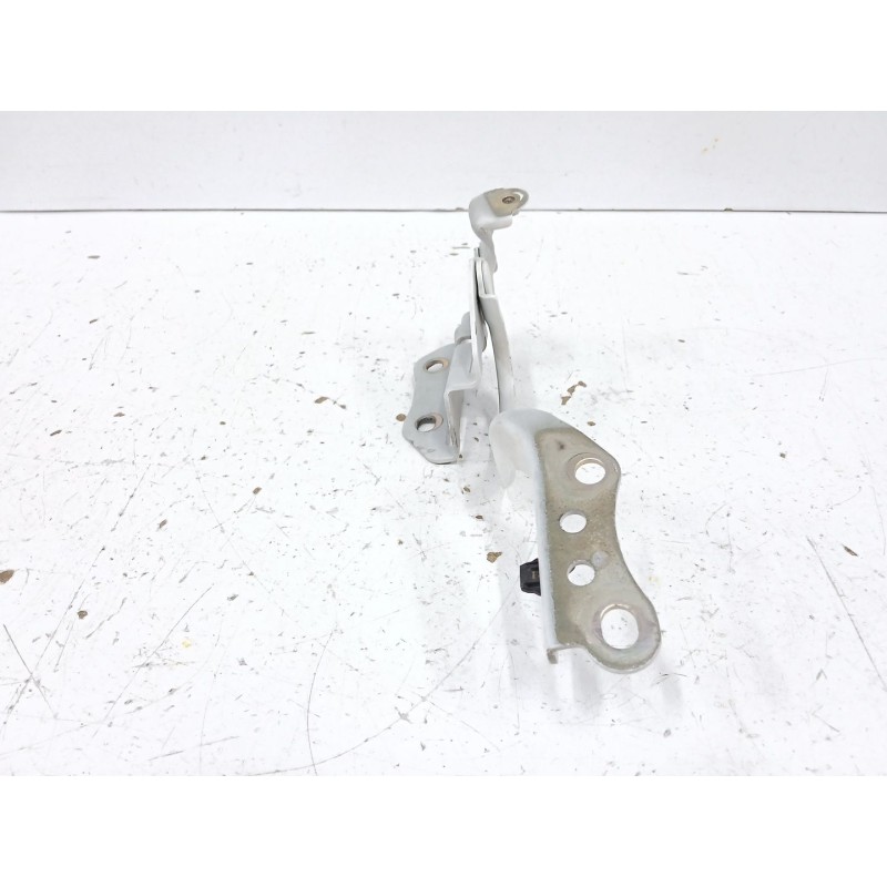 Recambio de bisagra capo derecha para toyota auris (_e18_) 1.4 d-4d (nde180_) referencia OEM IAM   