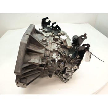 Recambio de caja cambios para toyota auris (_e18_) 1.4 d-4d (nde180_) referencia OEM IAM 3030002151  