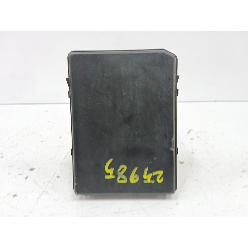 CAJA RELES / FUSIBLES