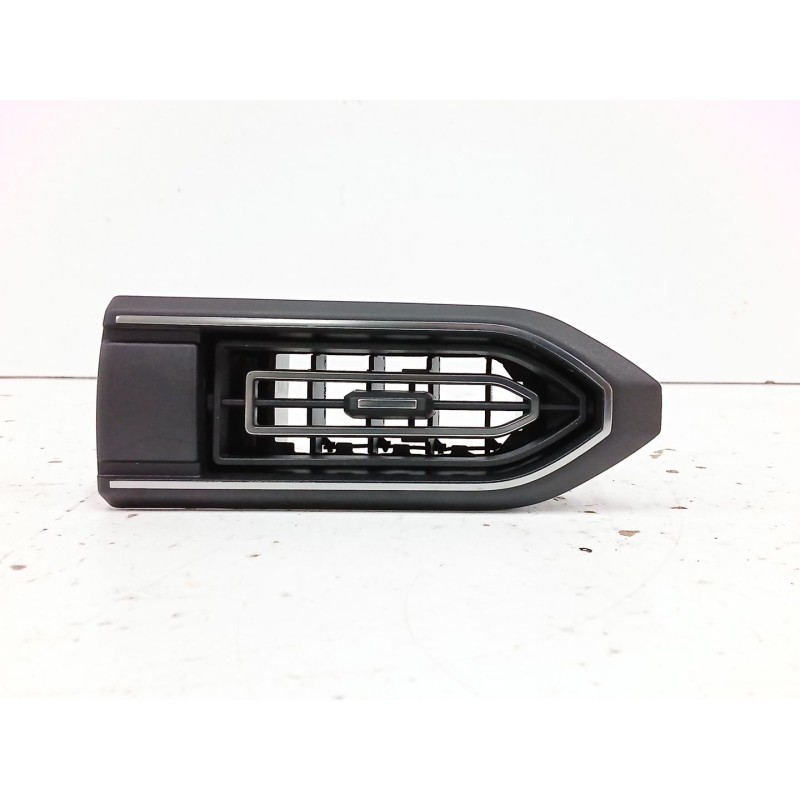 Recambio de rejilla aireadora para dacia jogger (rk_) 1.0 tce 90 eco-g referencia OEM IAM 687604132R  