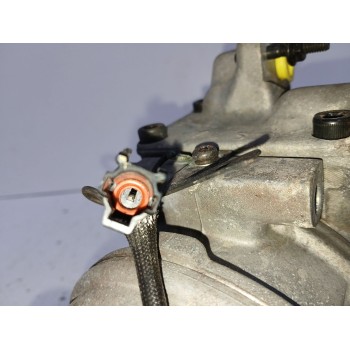 Recambio de compresor aire acondicionado para kia sorento i (jc) 2.5 crdi referencia OEM IAM 1625023500  