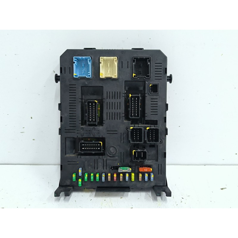 Recambio de caja reles / fusibles para peugeot 307 sw (3h) 2.0 hdi 135 referencia OEM IAM 9663510180 281189022A 216761594