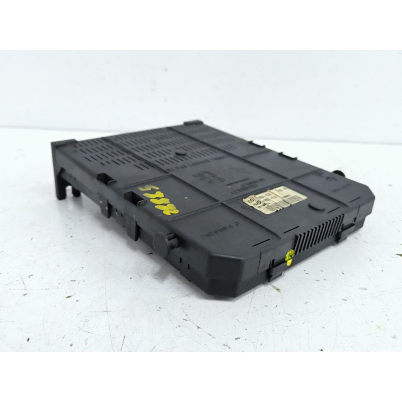 CAJA RELES / FUSIBLES 281189022A 216761594