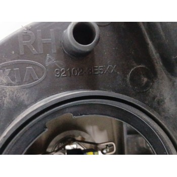 Recambio de faro derecho para kia sorento i (jc) 2.5 crdi referencia OEM IAM 921023E5XX  
