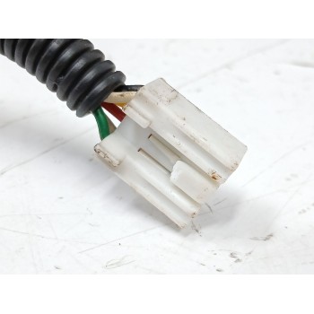 Recambio de piloto trasero derecho para kia sorento i (jc) 2.5 crdi referencia OEM IAM 9243E5  