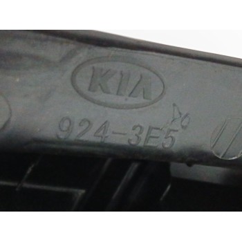Recambio de piloto trasero derecho para kia sorento i (jc) 2.5 crdi referencia OEM IAM 9243E5  