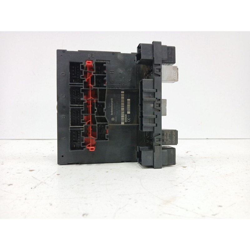 CAJA RELES / FUSIBLES