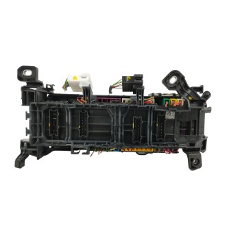 Recambio de caja reles / fusibles para mercedes-benz clase a (w176) a 180 cdi / d (176.012) referencia OEM IAM A2465400240  