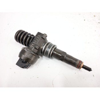 Recambio de inyector para volkswagen polo iv (9n_, 9a_) 1.4 tdi referencia OEM IAM 038130073A 0414720215 